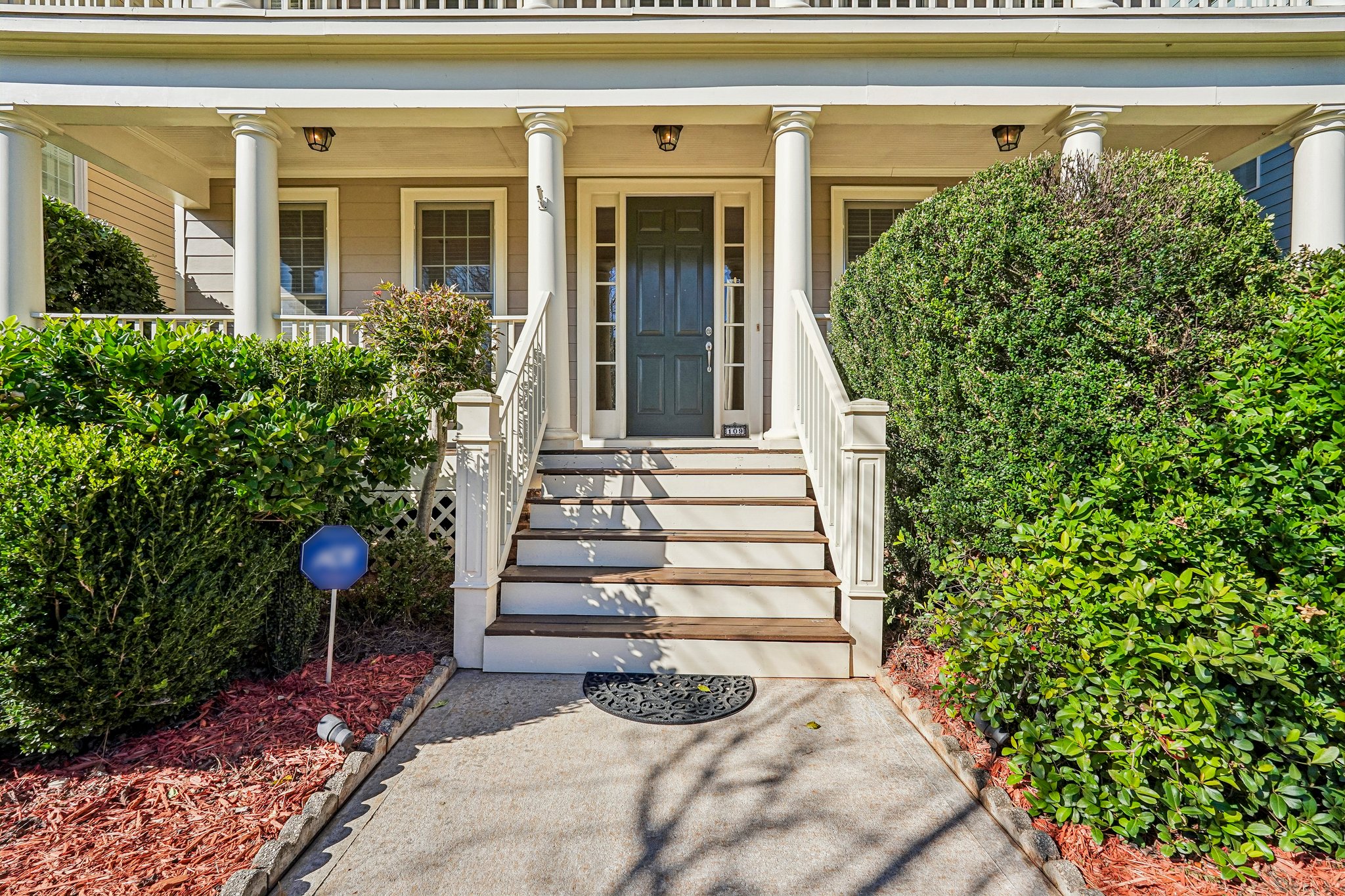 Centennial Dr-S2909-005.jpg