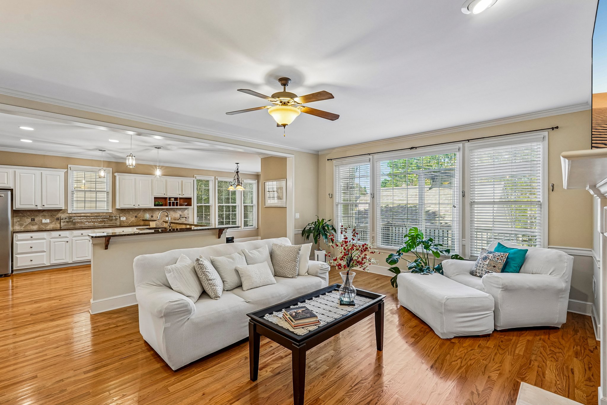 Centennial Dr-S2909-019.jpg