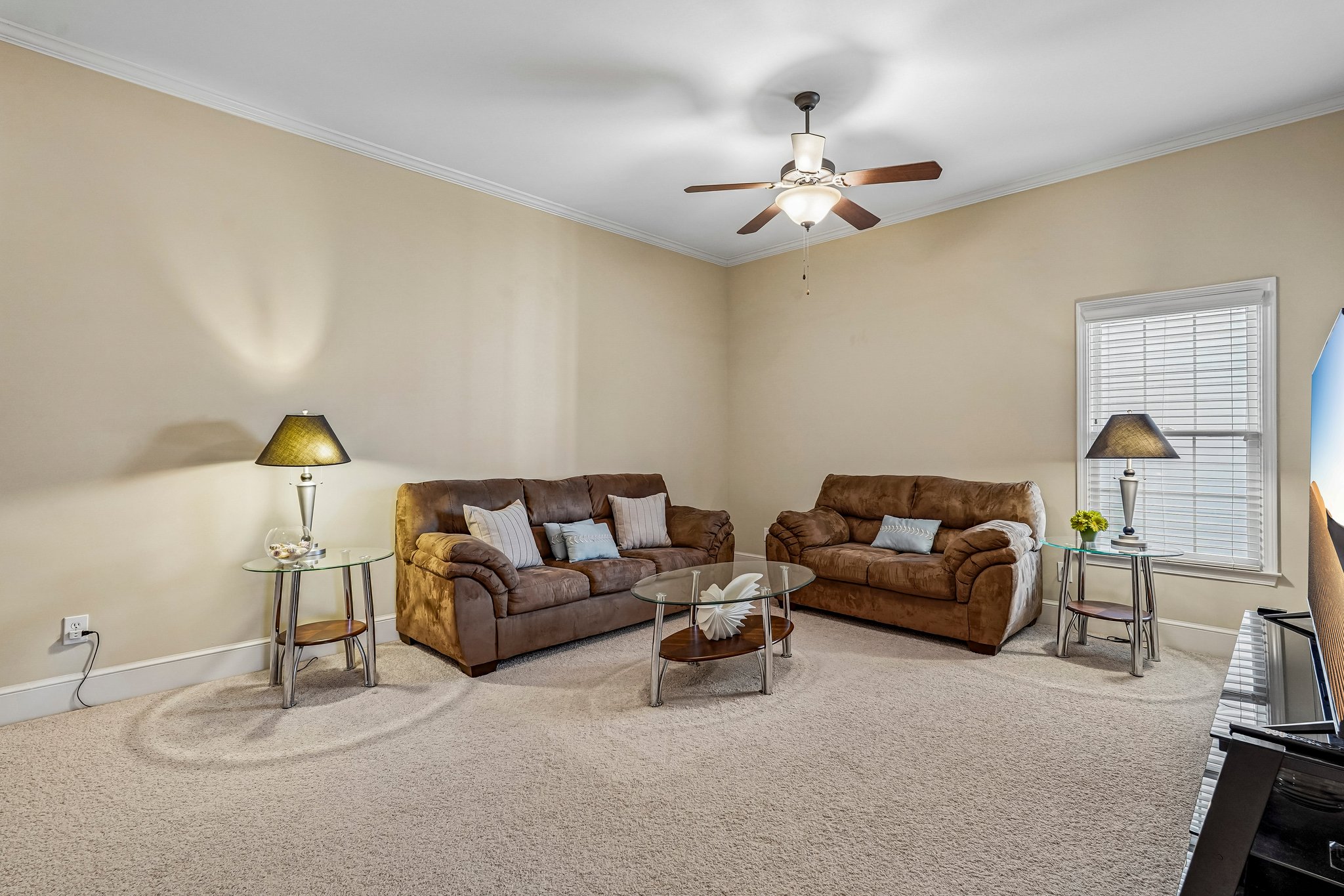 Centennial Dr-S2909-045.jpg