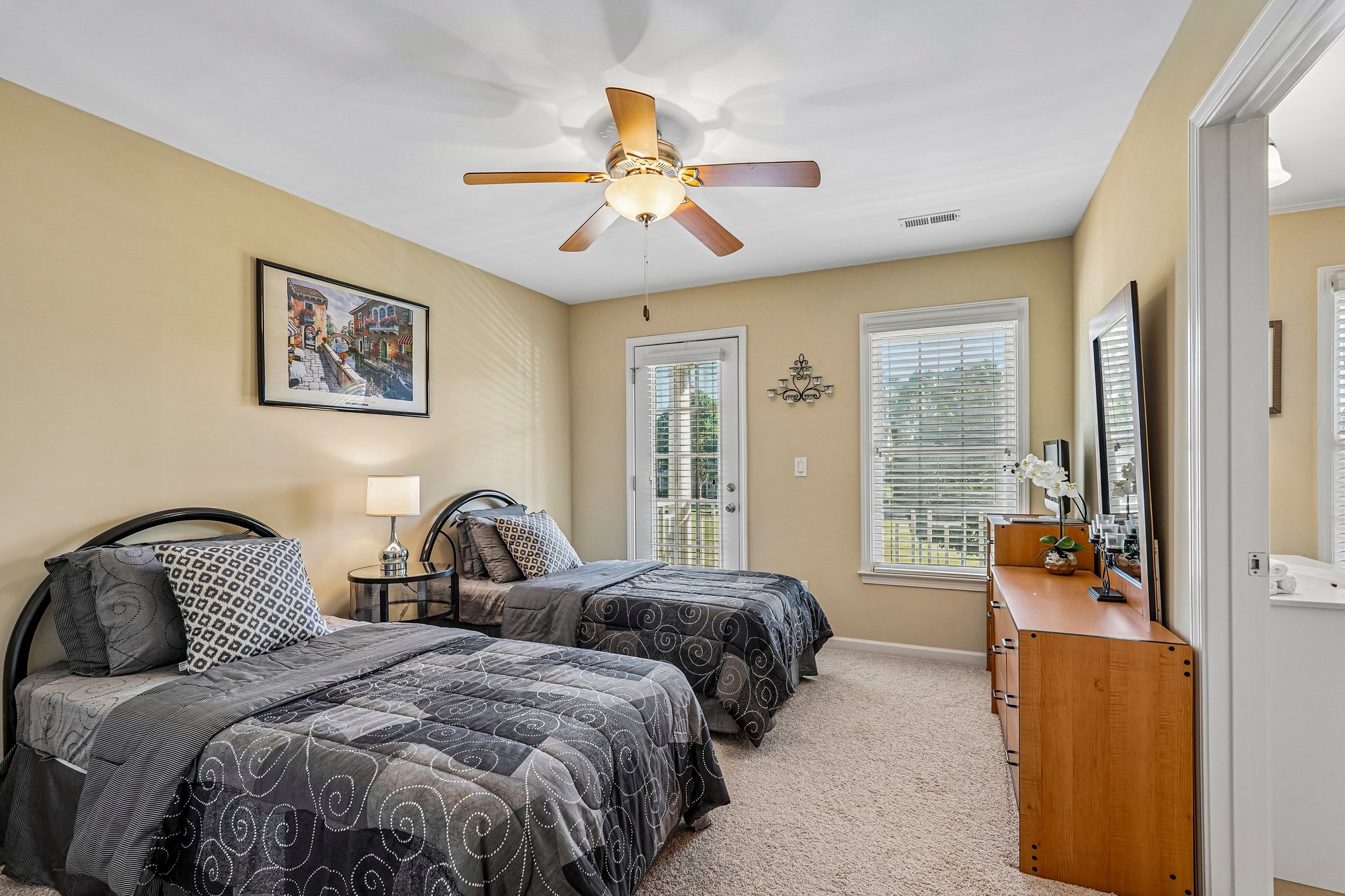 Centennial Dr-S2909-060.jpg