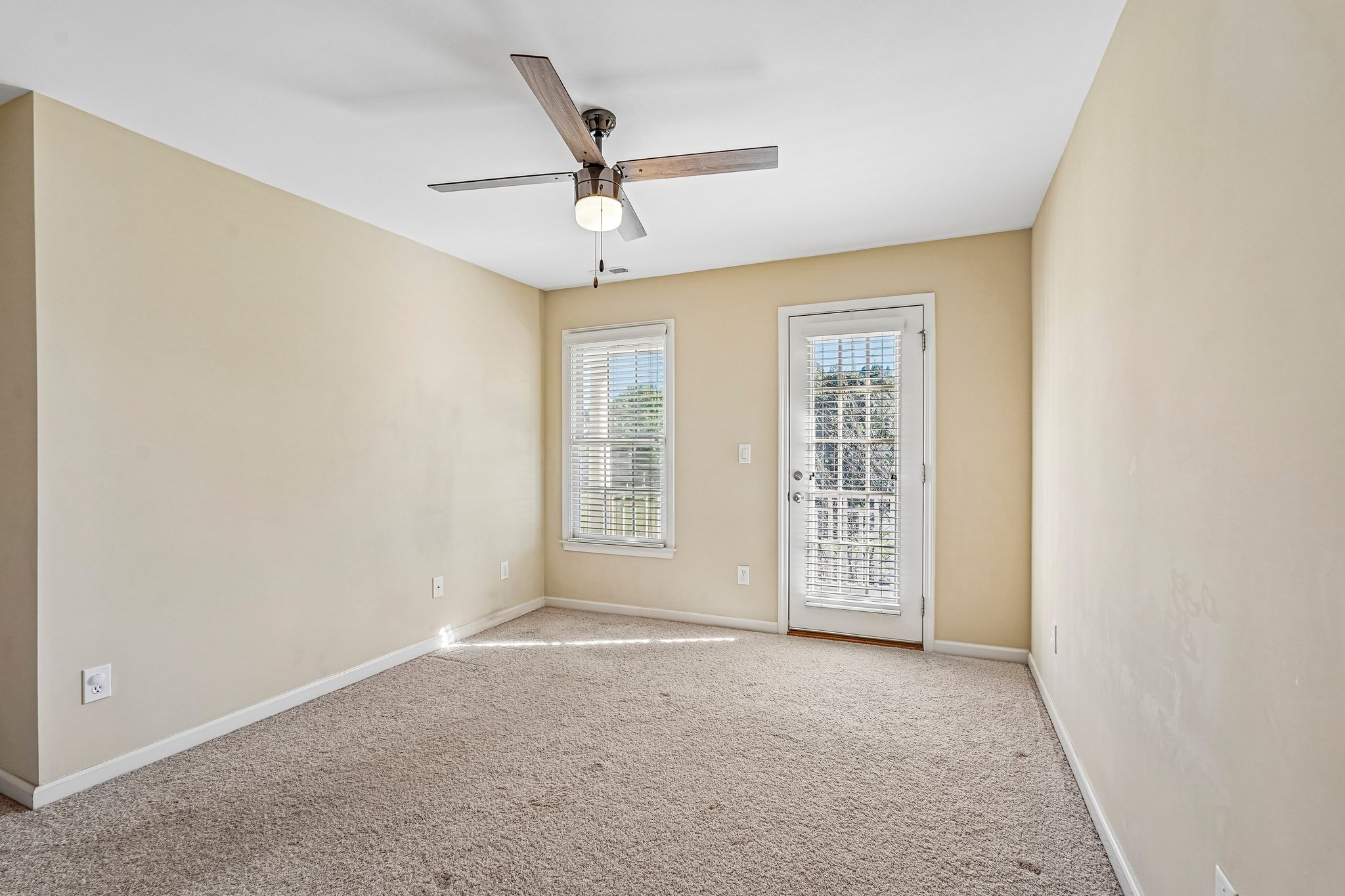 Centennial Dr-S2909-066.jpg