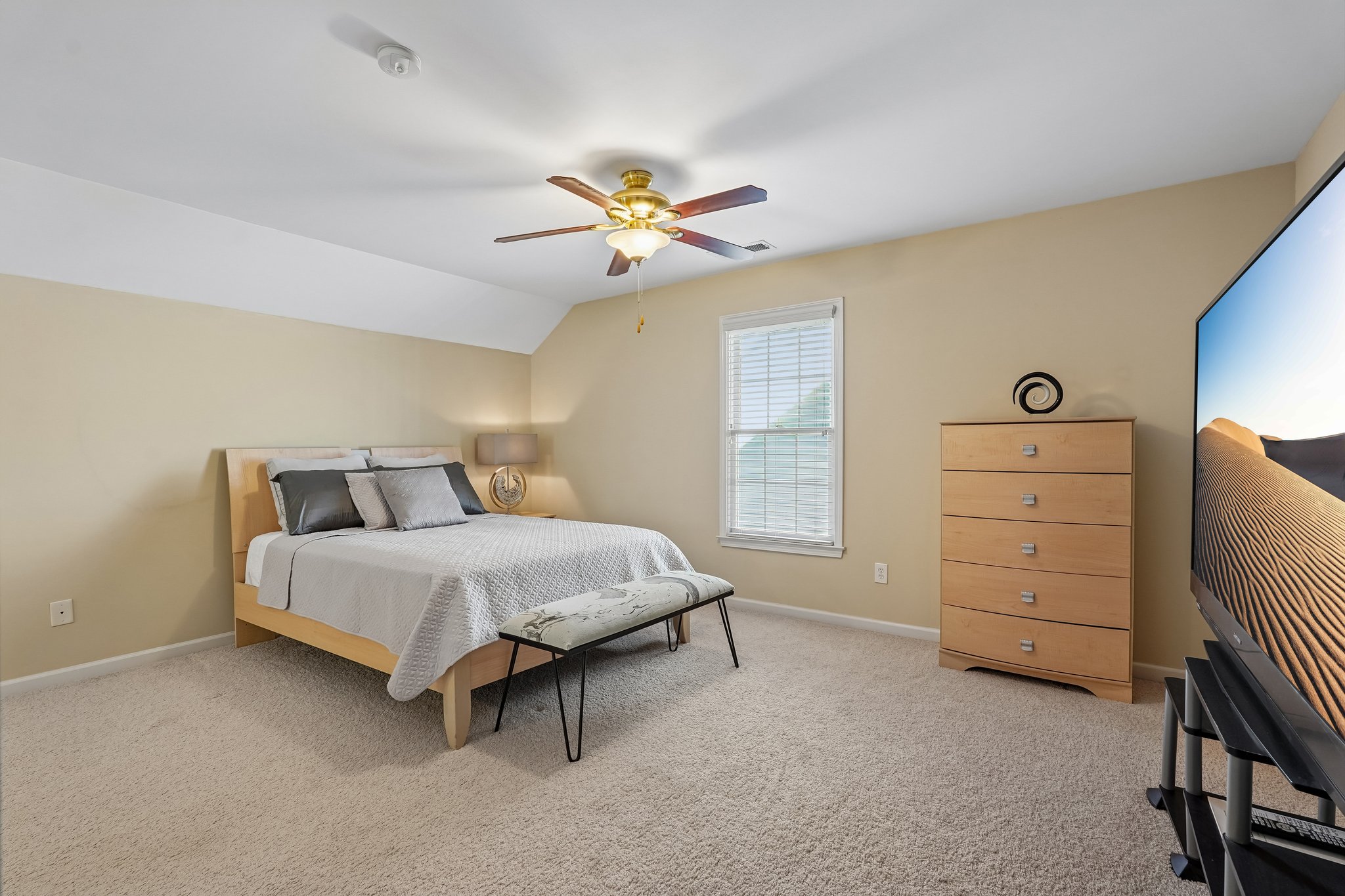 Centennial Dr-S2909-069.jpg