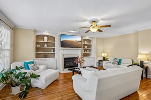 Centennial Dr-S2909-015.jpg