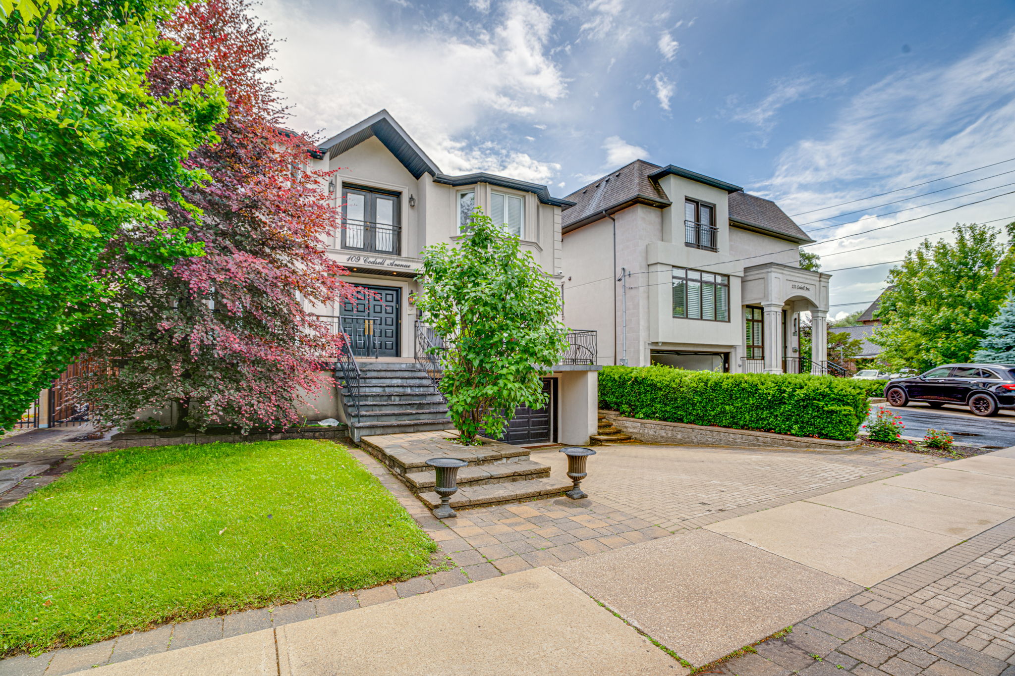109 Codsell Ave Toronto, ON M3H 3W2