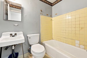  Photo 37