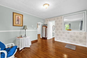 109 Easy St-7
