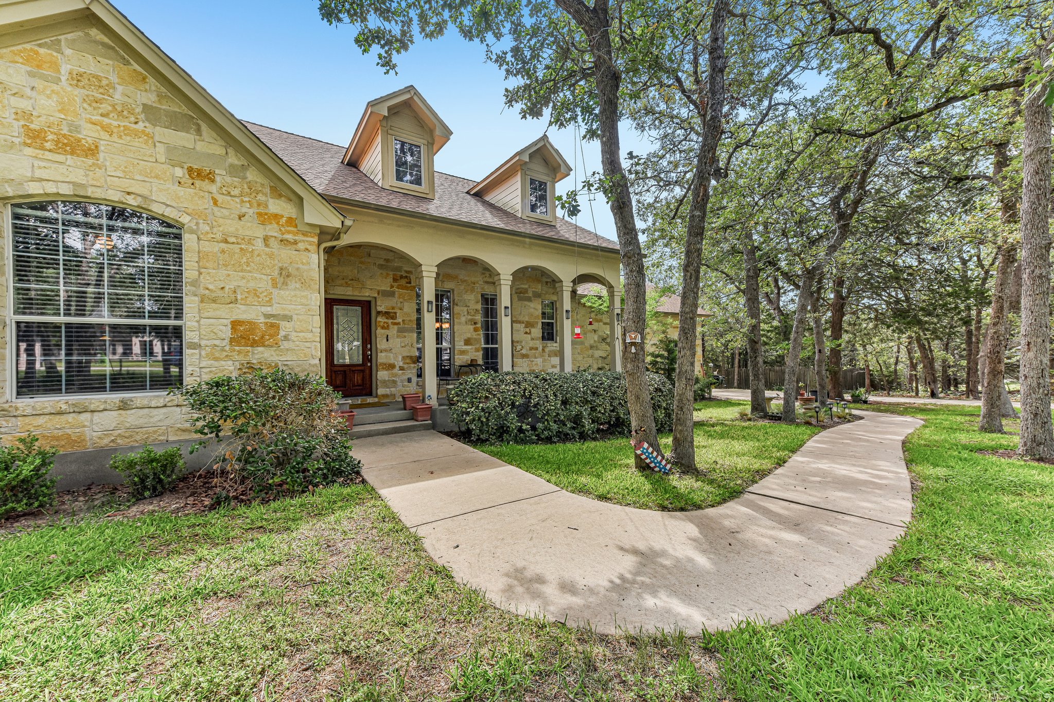 Elm Wood Dr-S1705-004.jpg