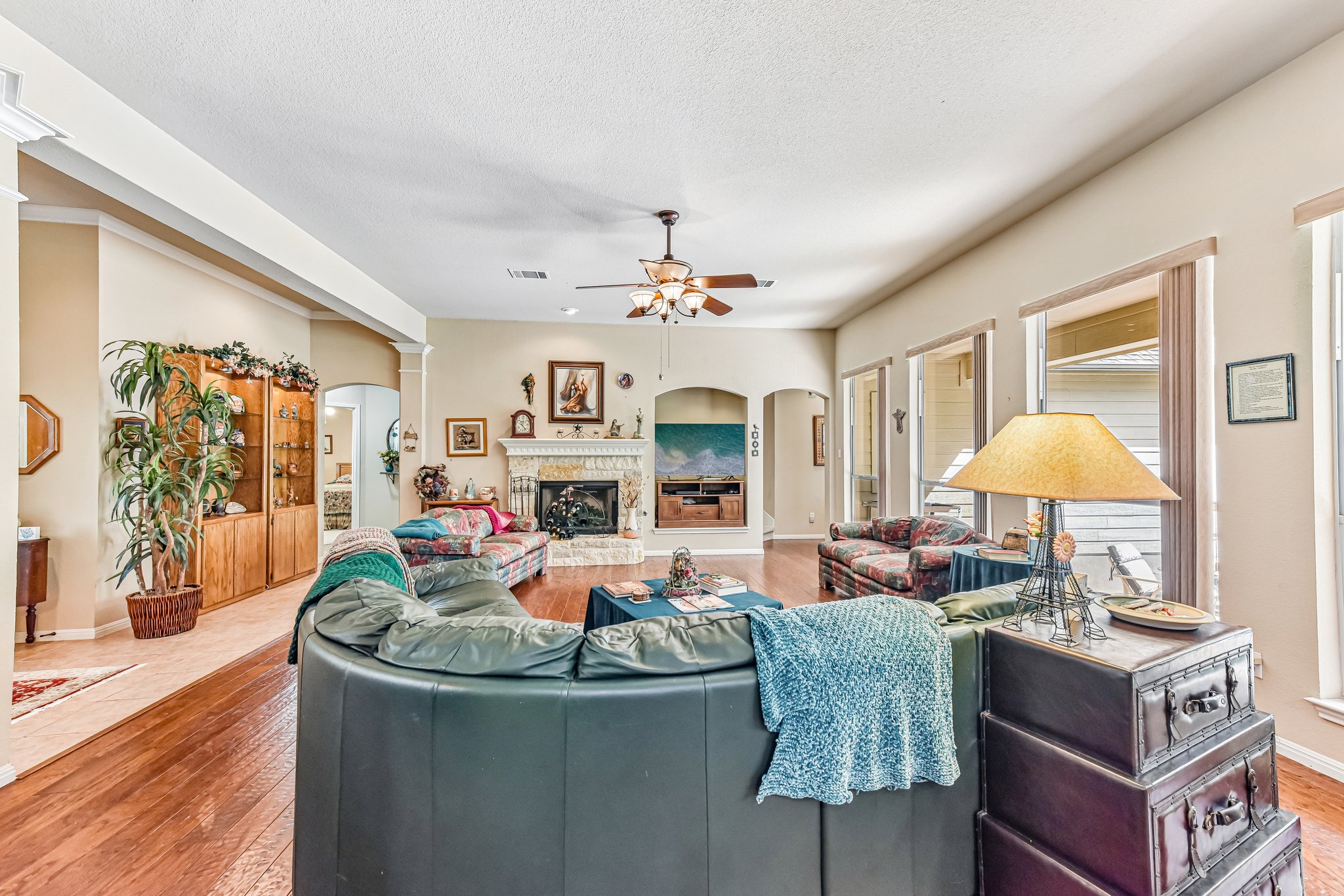 Elm Wood Dr-S1705-012.jpg