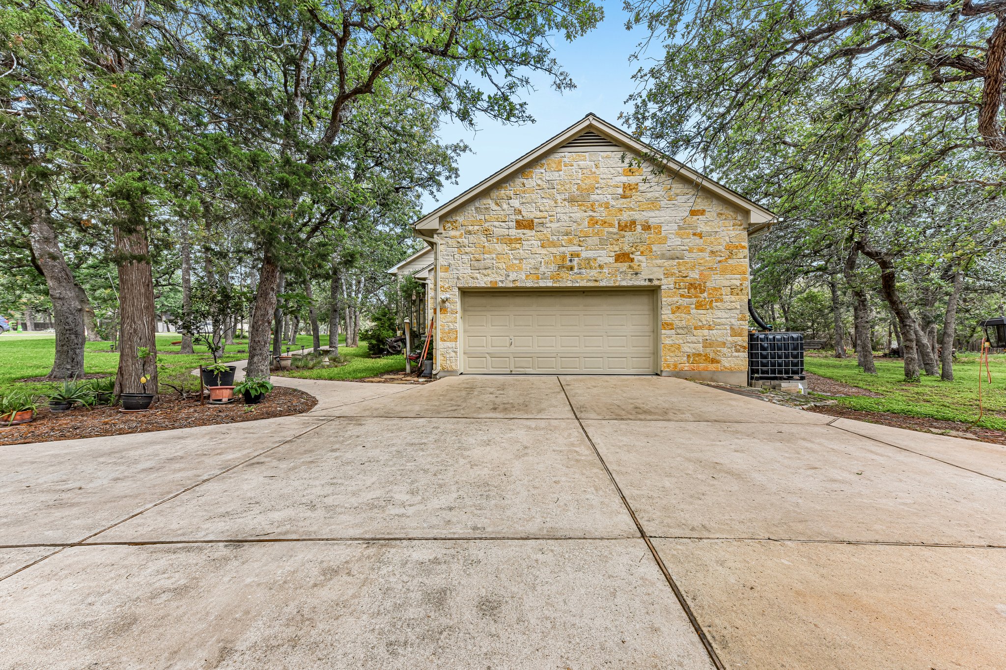 Elm Wood Dr-S1705-044.jpg