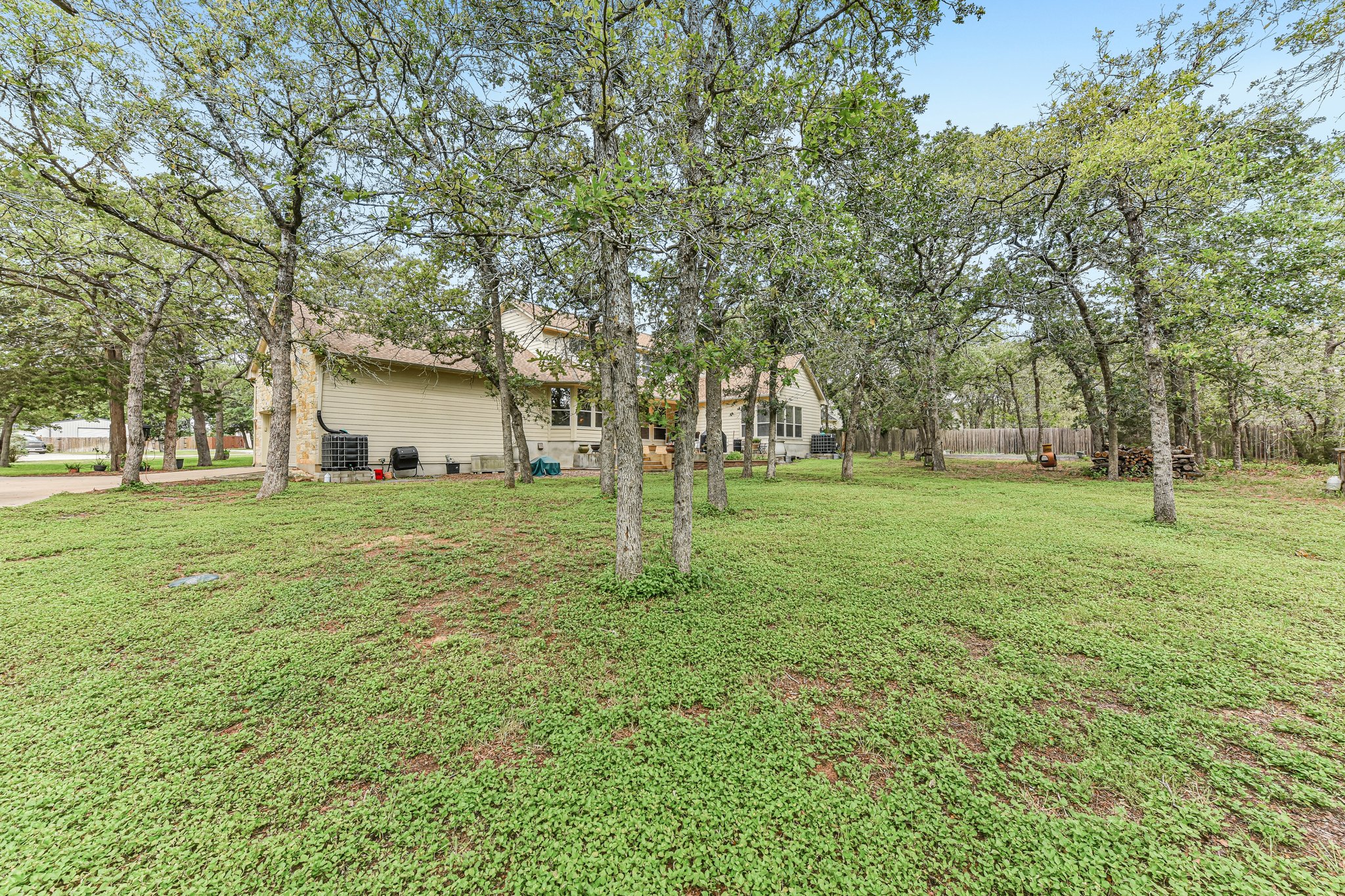 Elm Wood Dr-S1705-045.jpg