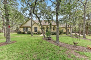 Elm Wood Dr-S1705-001.jpg