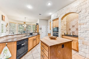 Elm Wood Dr-S1705-019.jpg