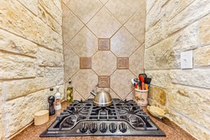 Elm Wood Dr-S1705-021.jpg