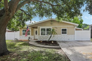 Emerald Ln-1406-001.jpg