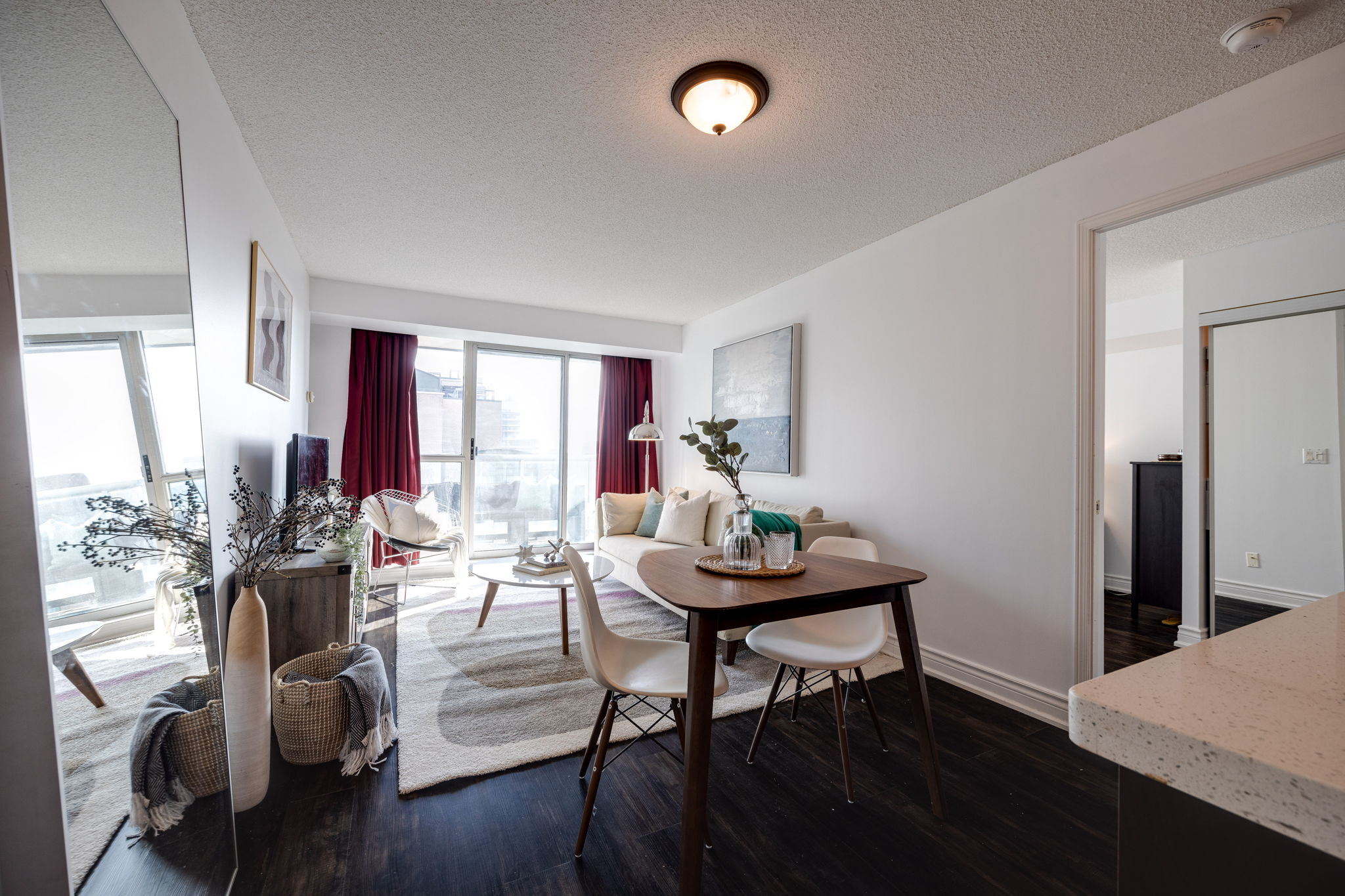 Toronto property showcase — delivered property photograph 3