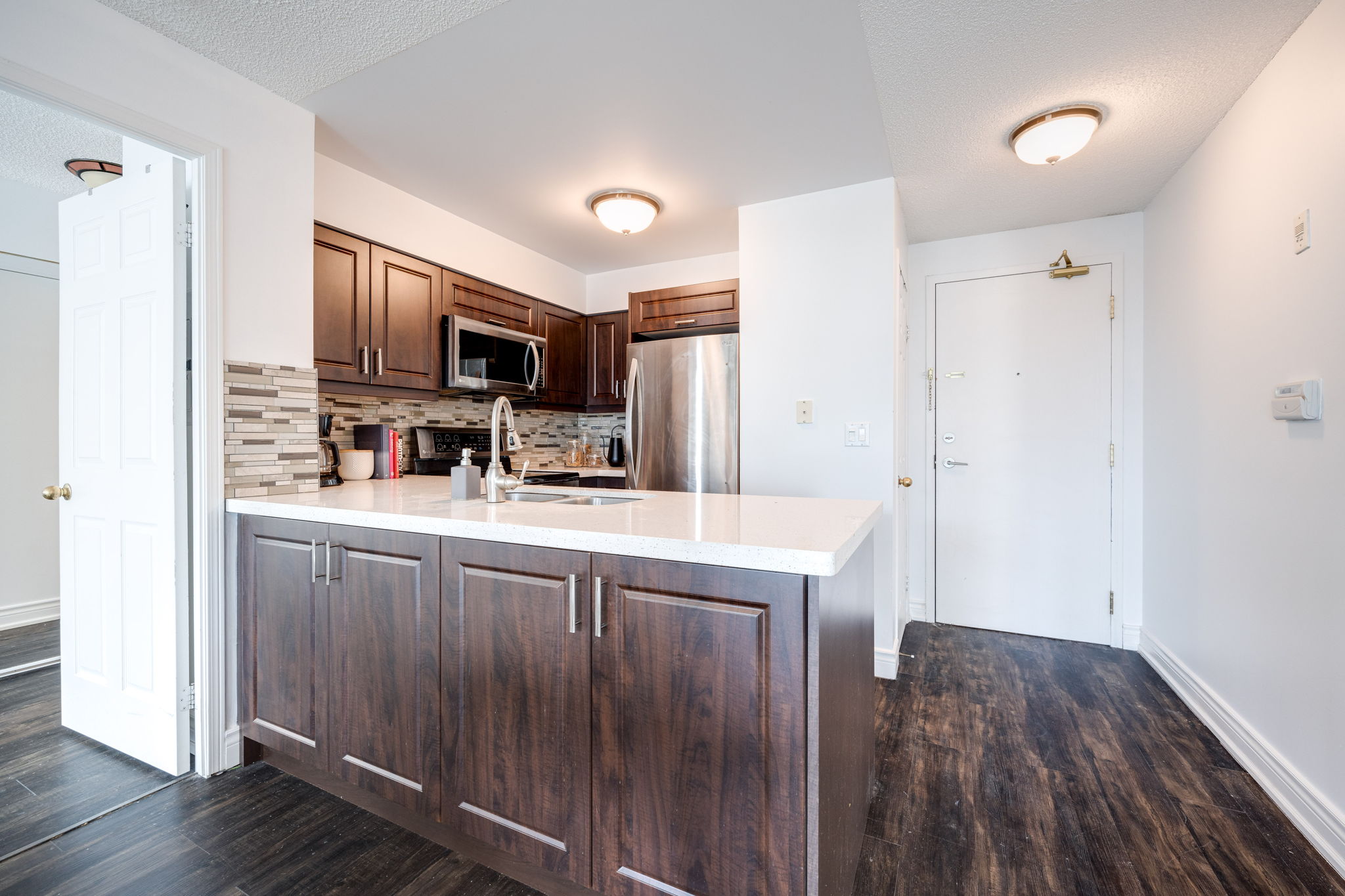 Toronto property showcase — delivered property photograph 8