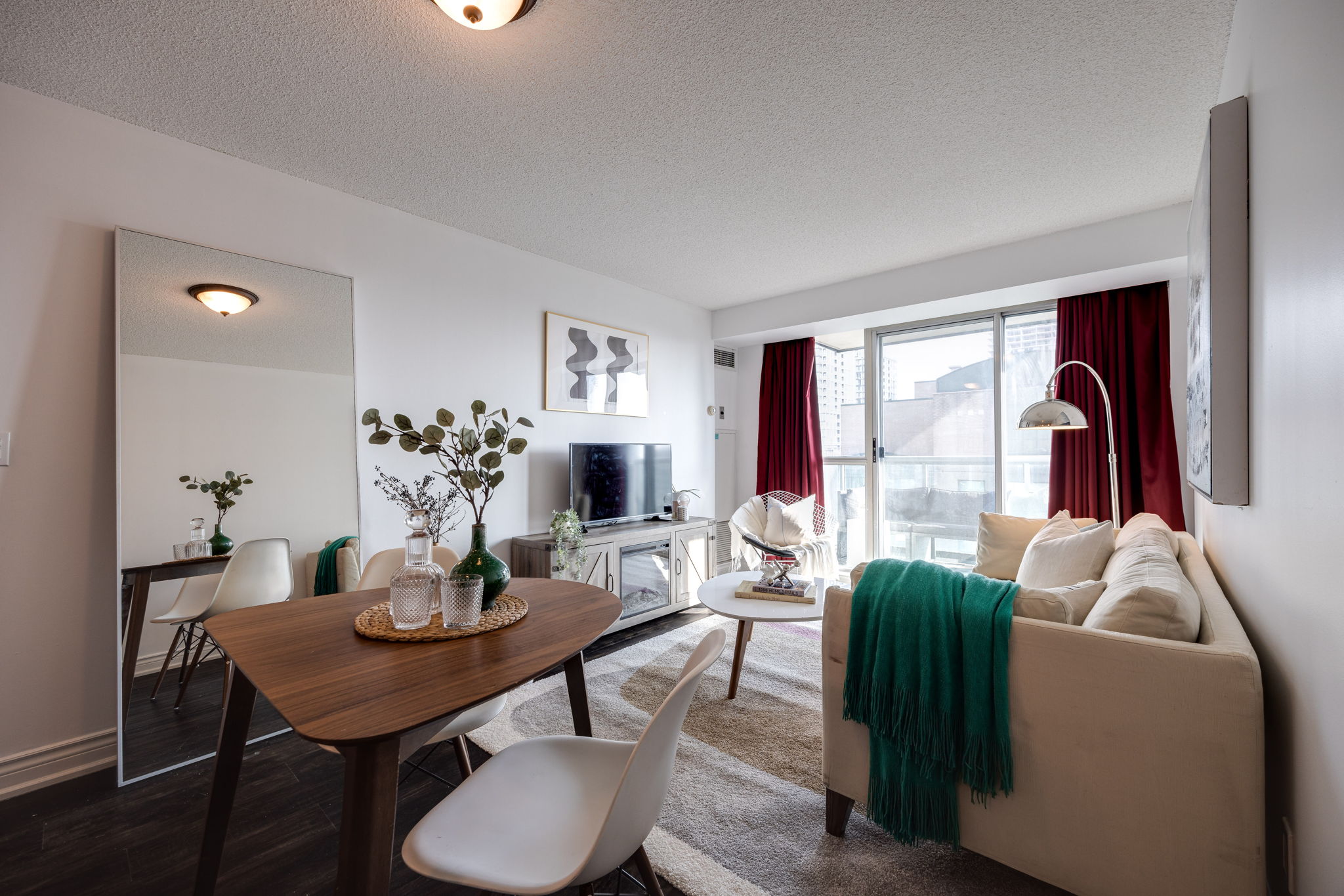 Toronto property showcase — delivered property photograph 4