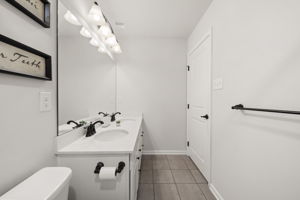  Photo 49