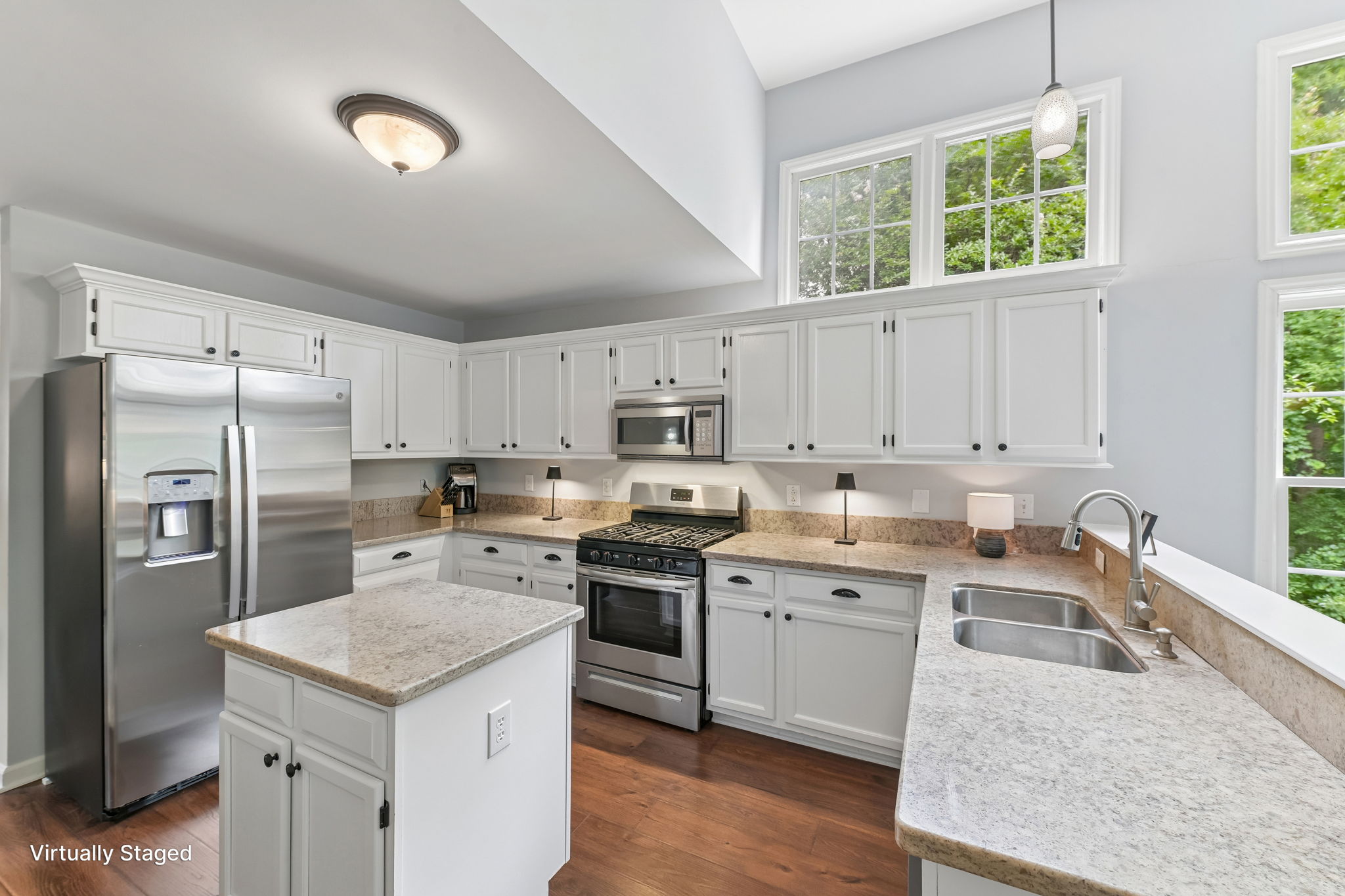 Leblanc Ct-S1106-019 virtually staged watermark