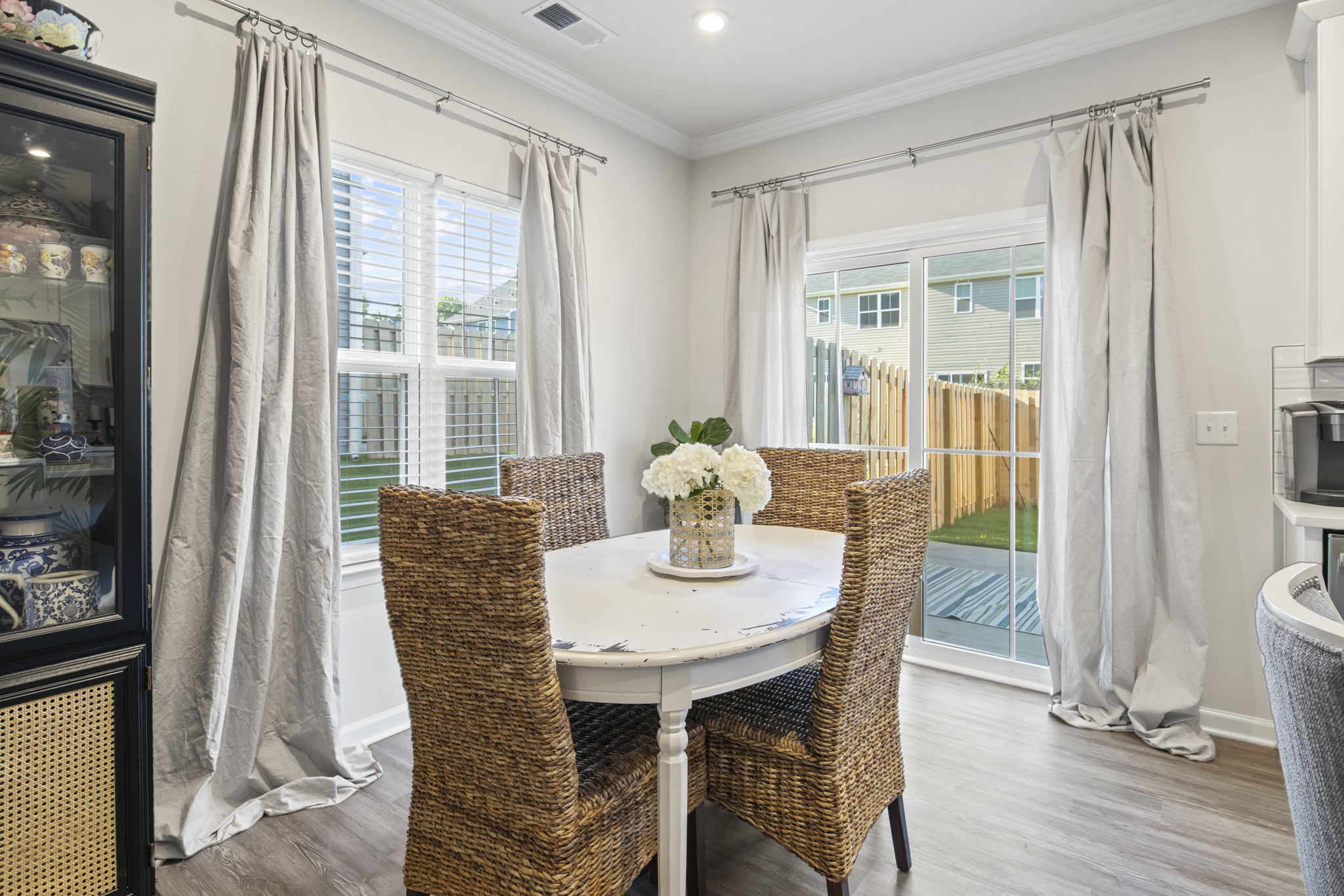 109 Lilywood Ct, Simpsonville, SC 29681, USA Photo 6