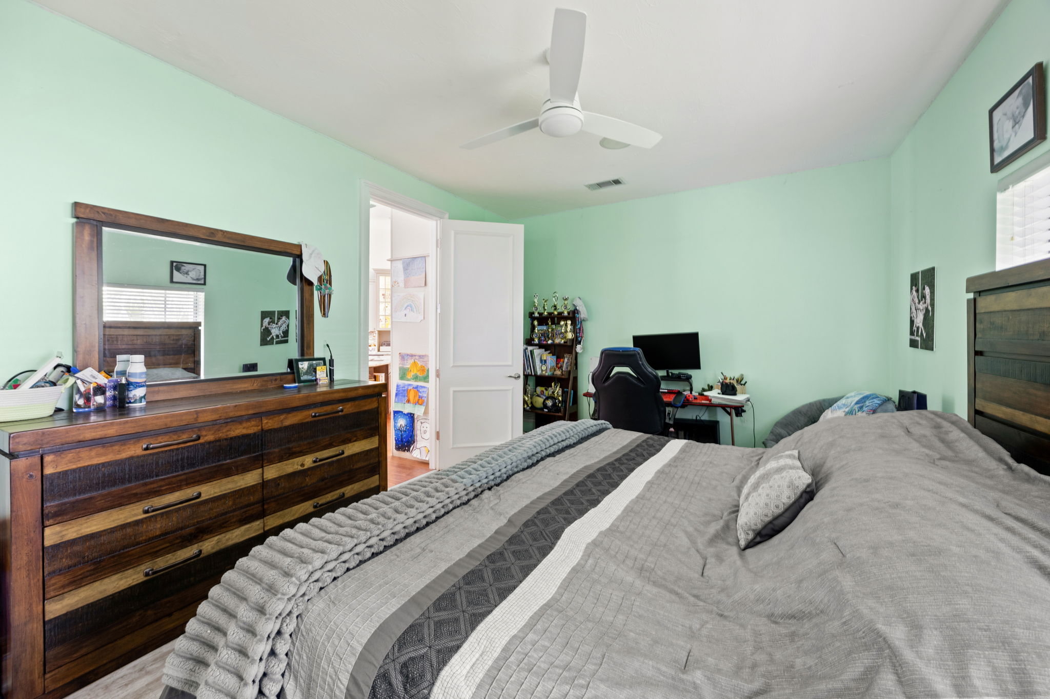 Bedroom
