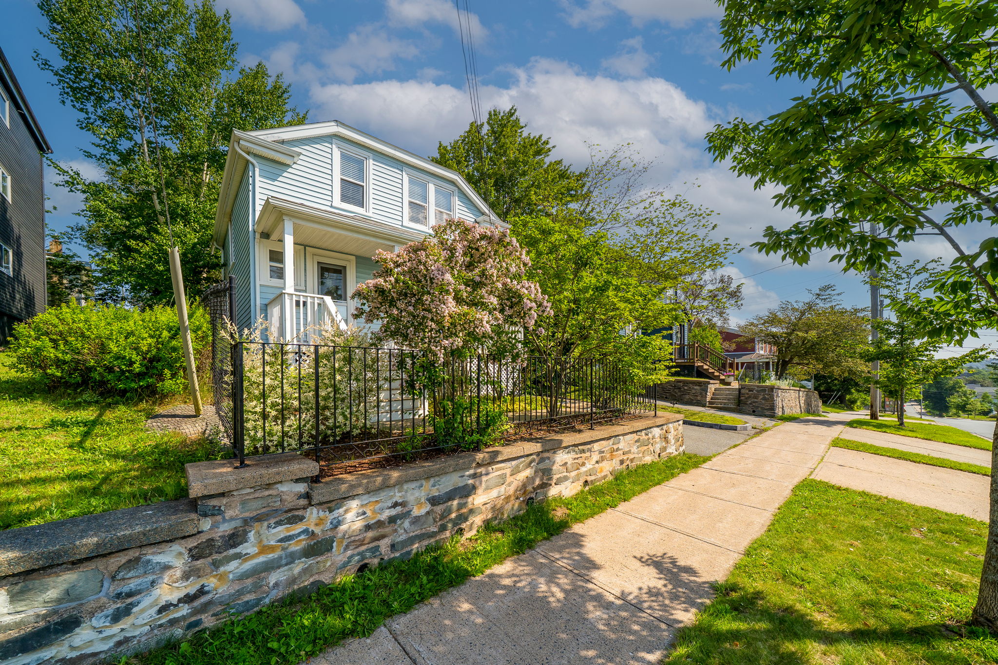 Photo 92