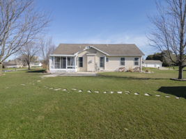  Photo 43