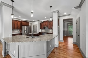 Old Avery Dr-S2306-020.jpg