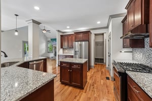 Old Avery Dr-S2306-022.jpg