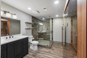 Old Avery Dr-S2306-062.jpg