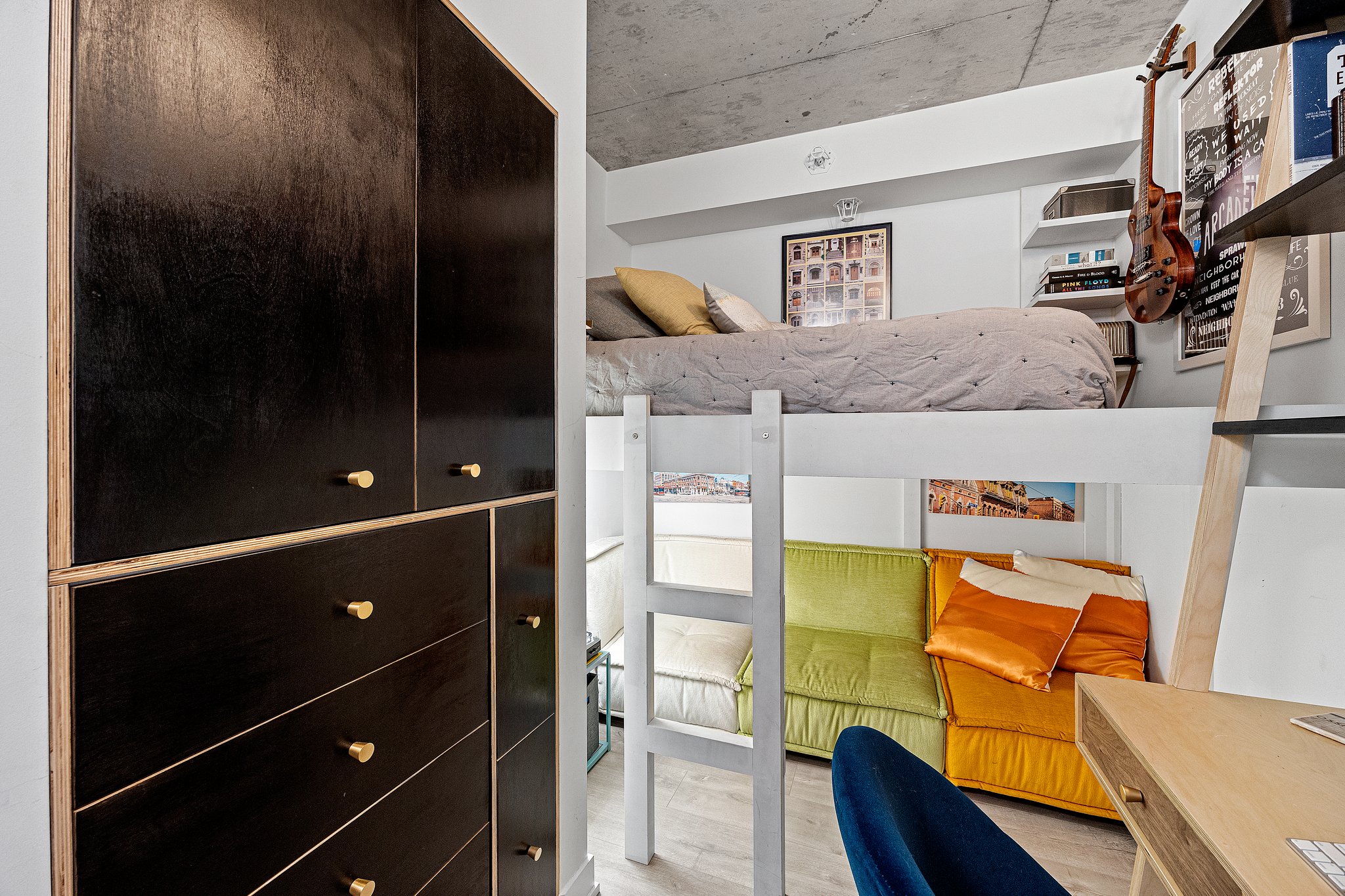 Toronto property showcase — delivered property photograph 19