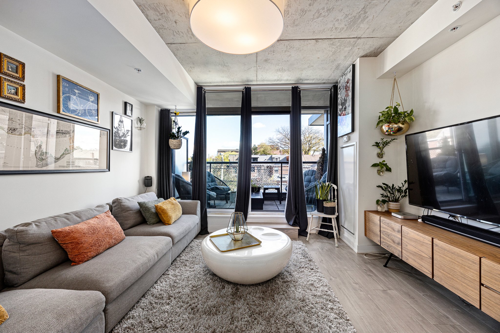 Toronto property showcase — delivered property photograph 14