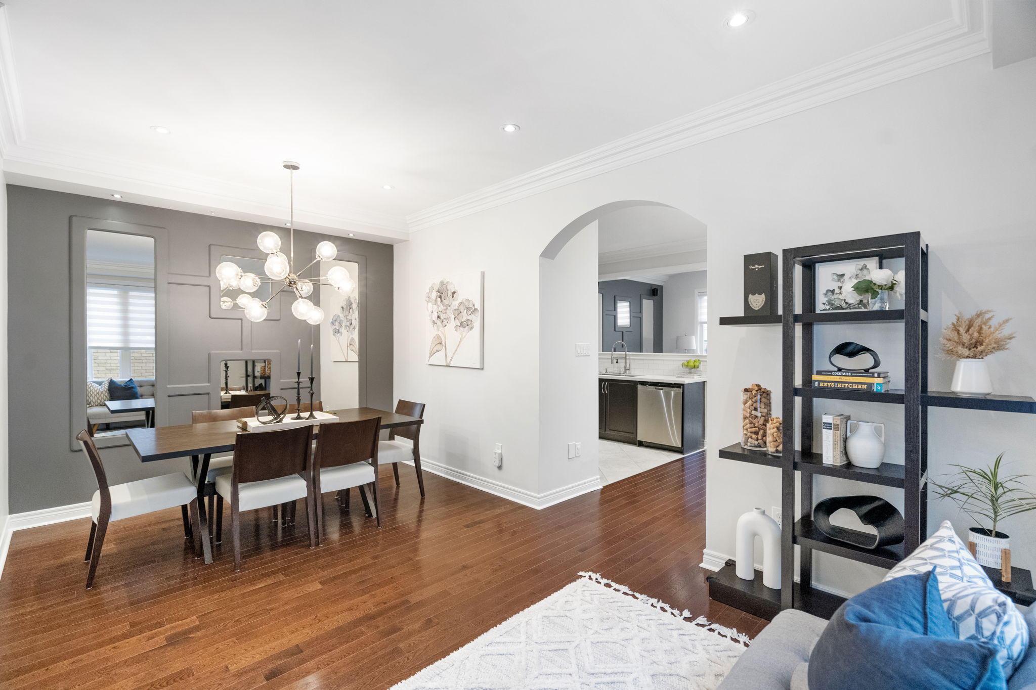 109 Ostrovsky Rd Vaughan, ON L4H 0W1