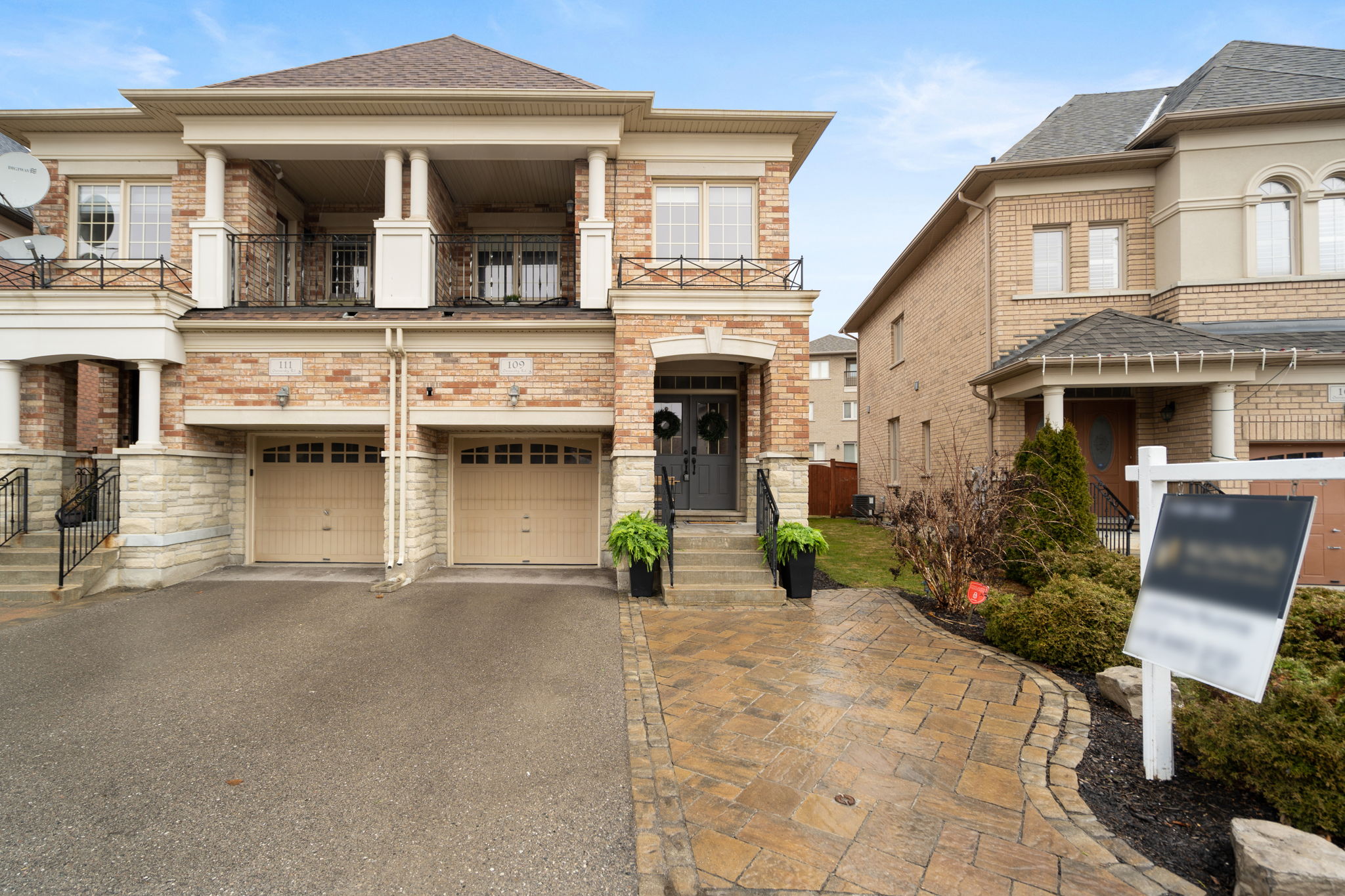 109 Ostrovsky Rd Vaughan, ON L4H 0W1