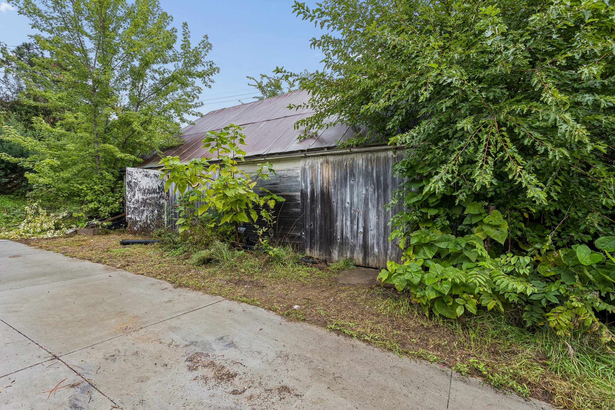 10113 - 109 S Davis Ave_005.jpg