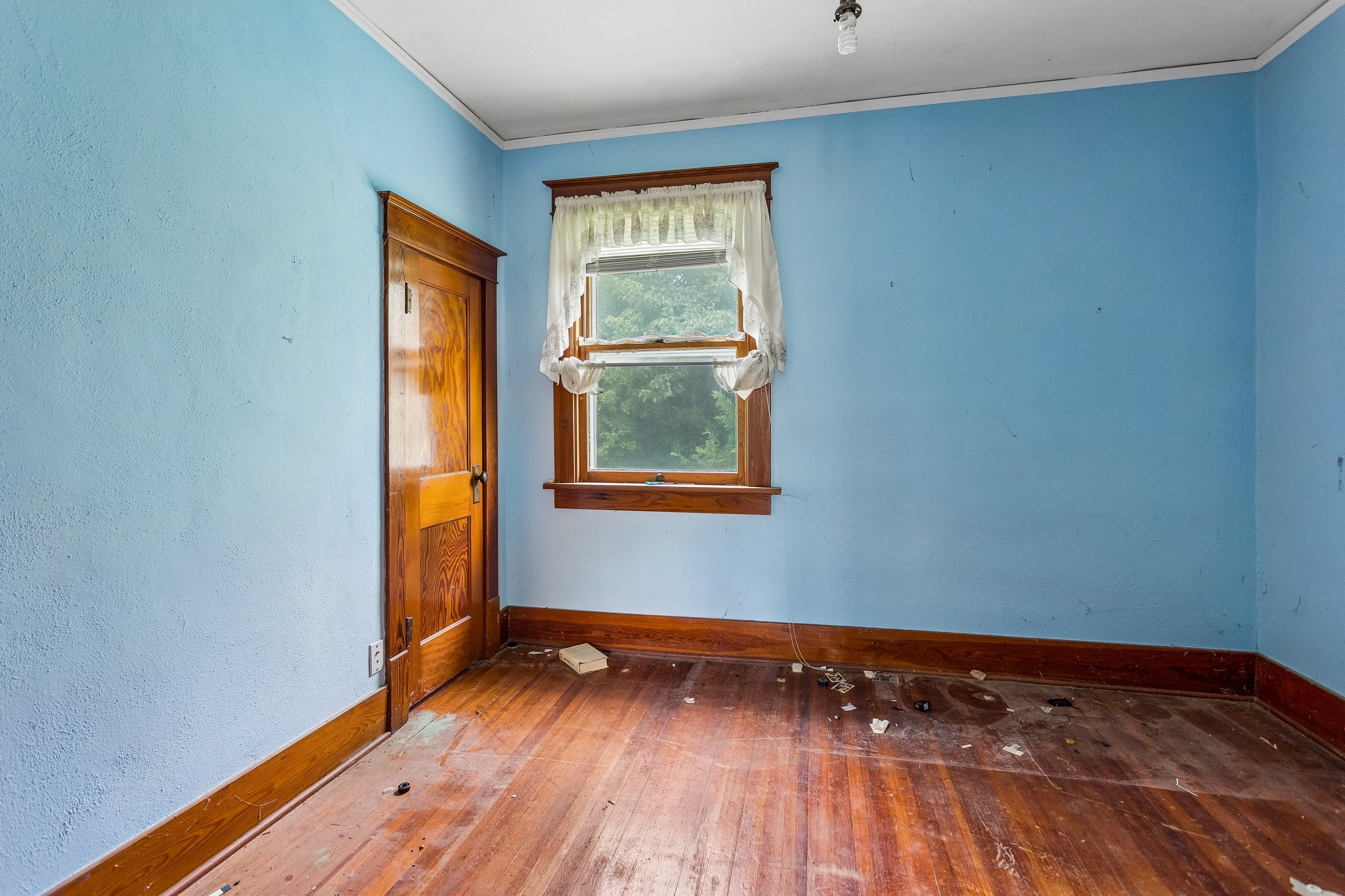 10113 - 109 S Davis Ave_022.jpg