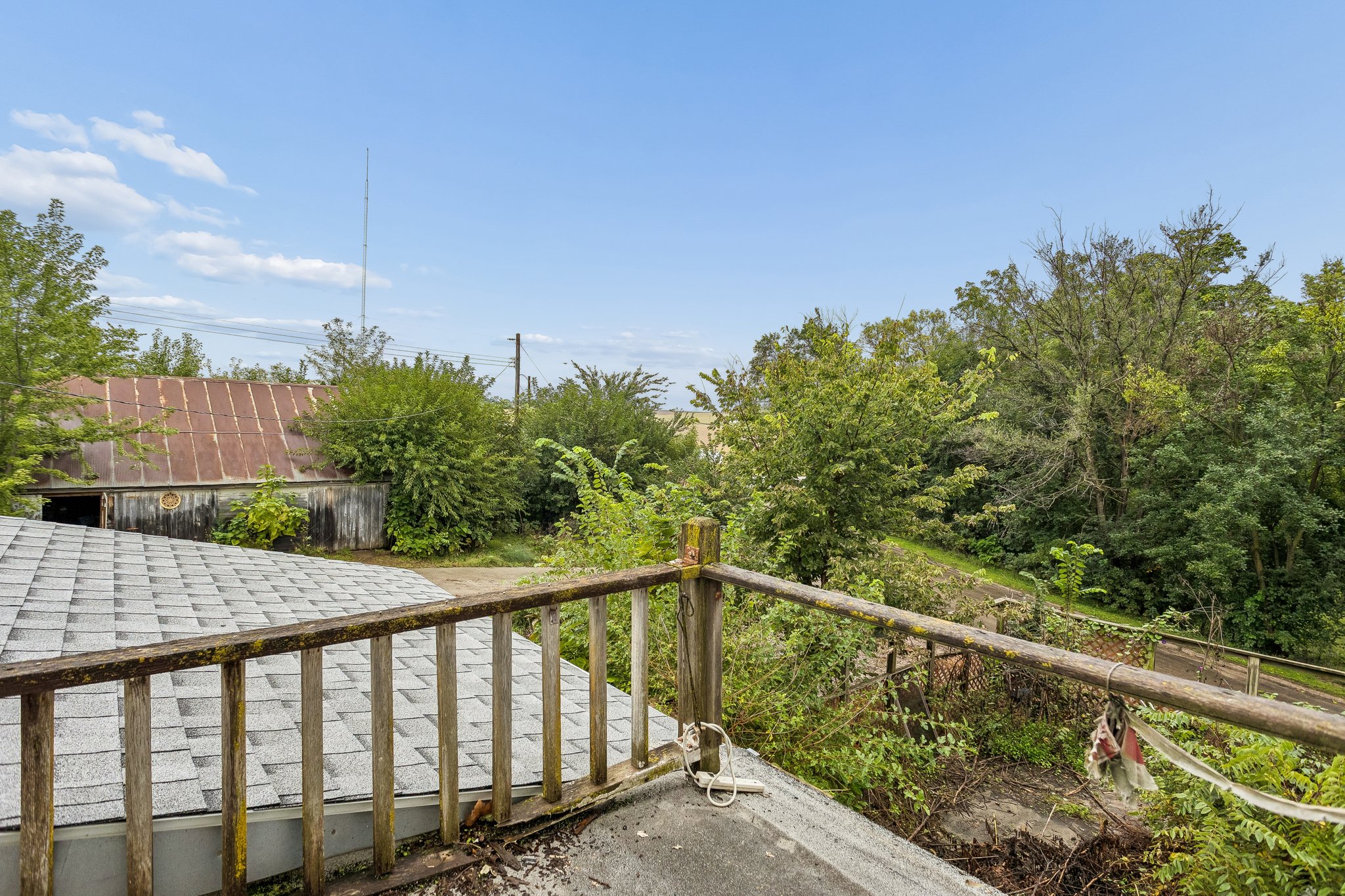 10113 - 109 S Davis Ave_029.jpg