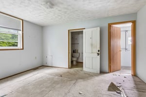 10113 - 109 S Davis Ave_016.jpg