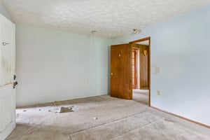 10113 - 109 S Davis Ave_017.jpg