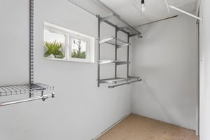 10113 - 109 S Davis Ave_018.jpg