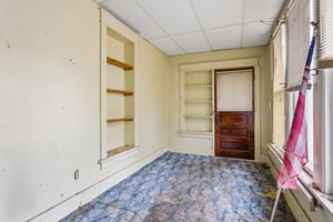 10113 - 109 S Davis Ave_020.jpg