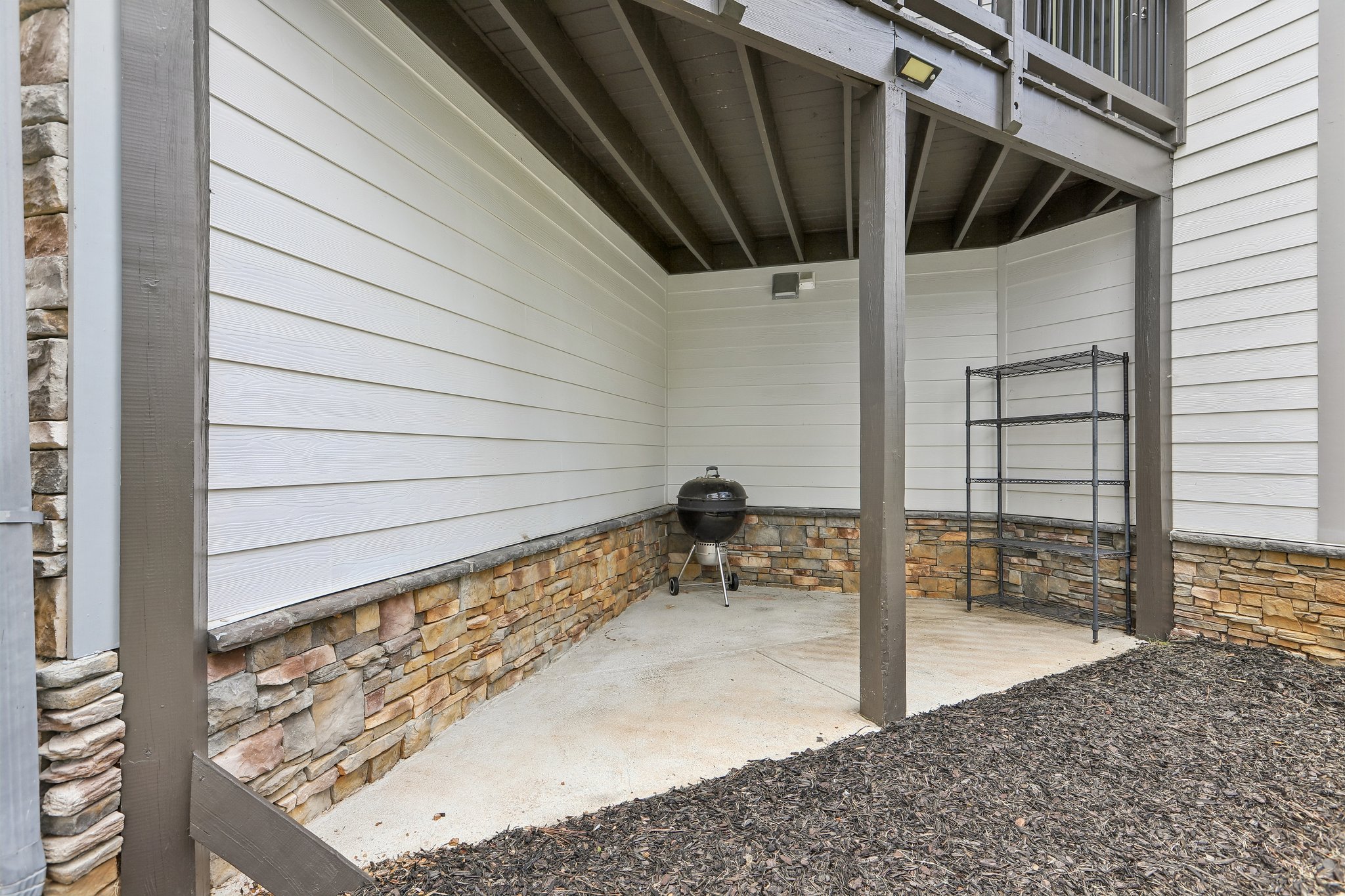 - 109 Sagewood Ct-S0107-104.jpg