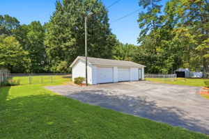 Detached Garage