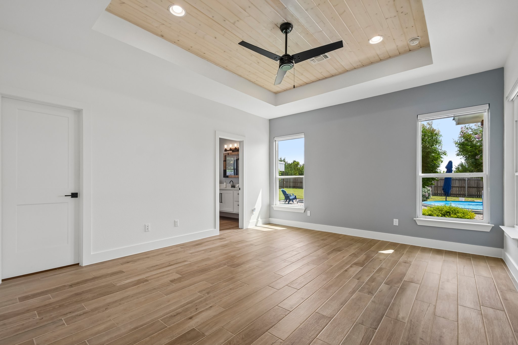 Silverado Dr-S1906-028.jpg