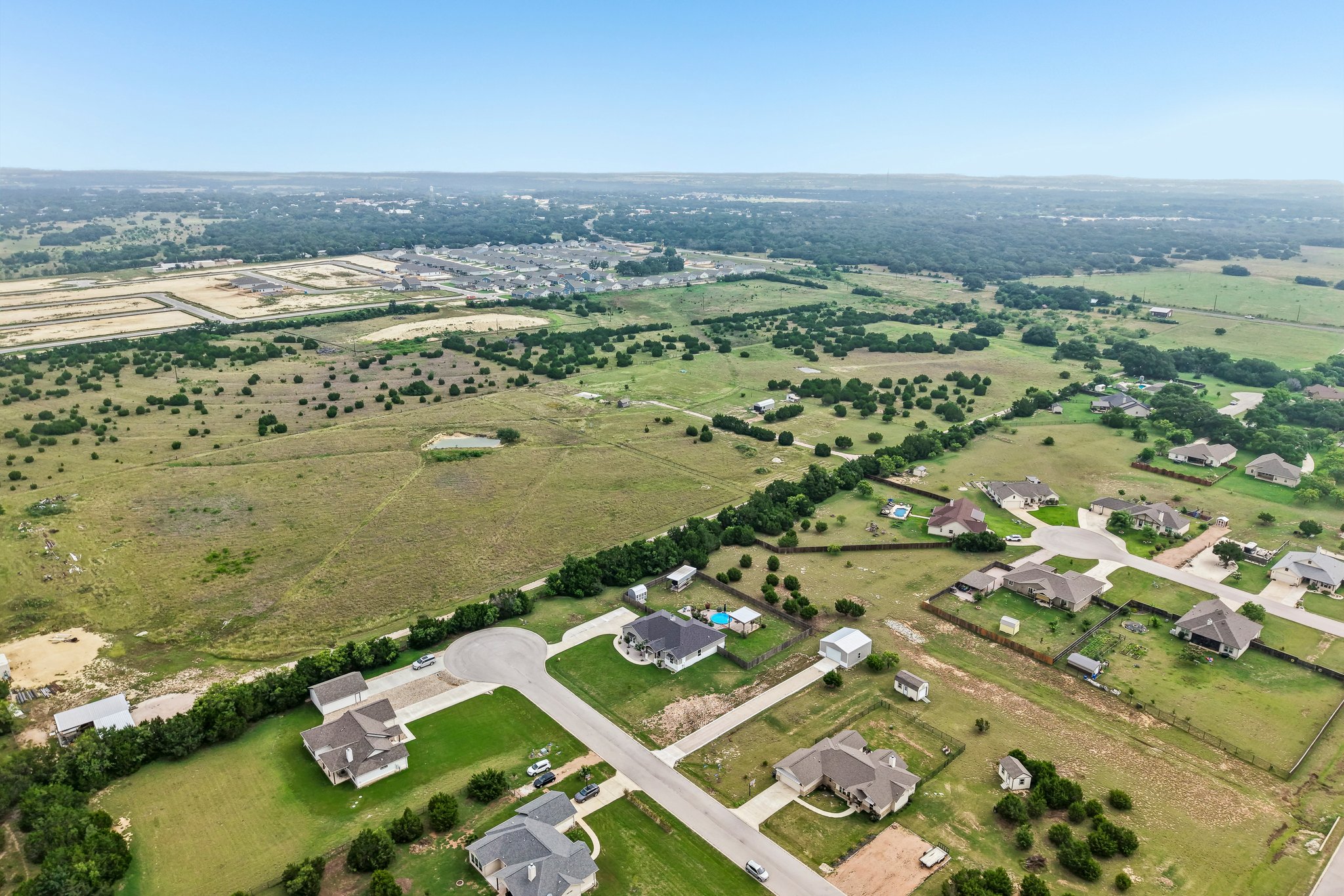 Silverado Dr-S1906-054.jpg