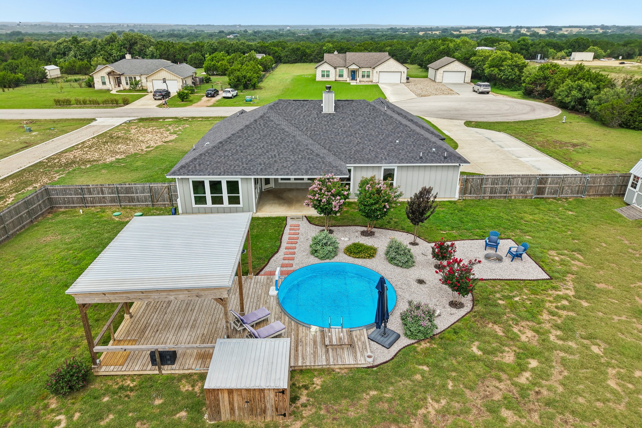 Silverado Dr-S1906-065.jpg