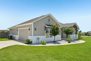 Silverado Dr-S1906-003.jpg