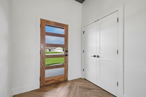 Silverado Dr-S1906-007.jpg