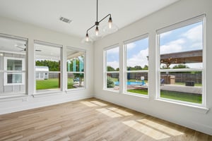 Silverado Dr-S1906-015.jpg