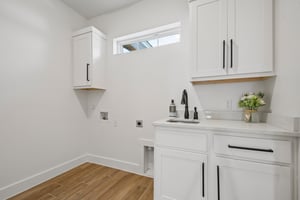 Silverado Dr-S1906-027.jpg